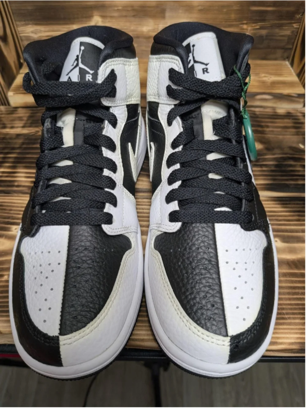 Jordan Air Jordan 1 Mid SE Homage Shoes Youth Size 7Y Black White Sneakers